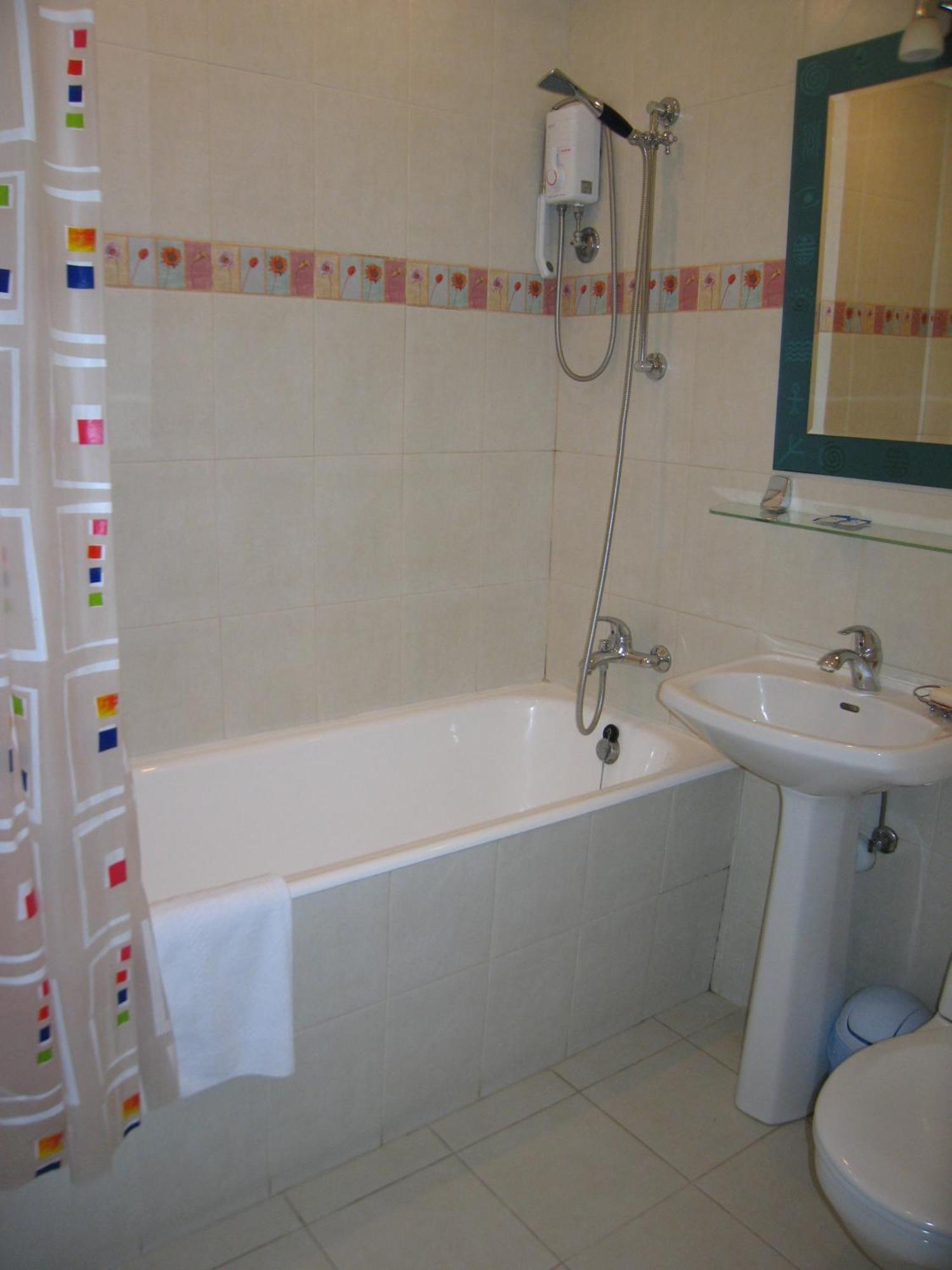 Hotel Service Predslava On Antonovicha Street Kiev Ngoại thất bức ảnh