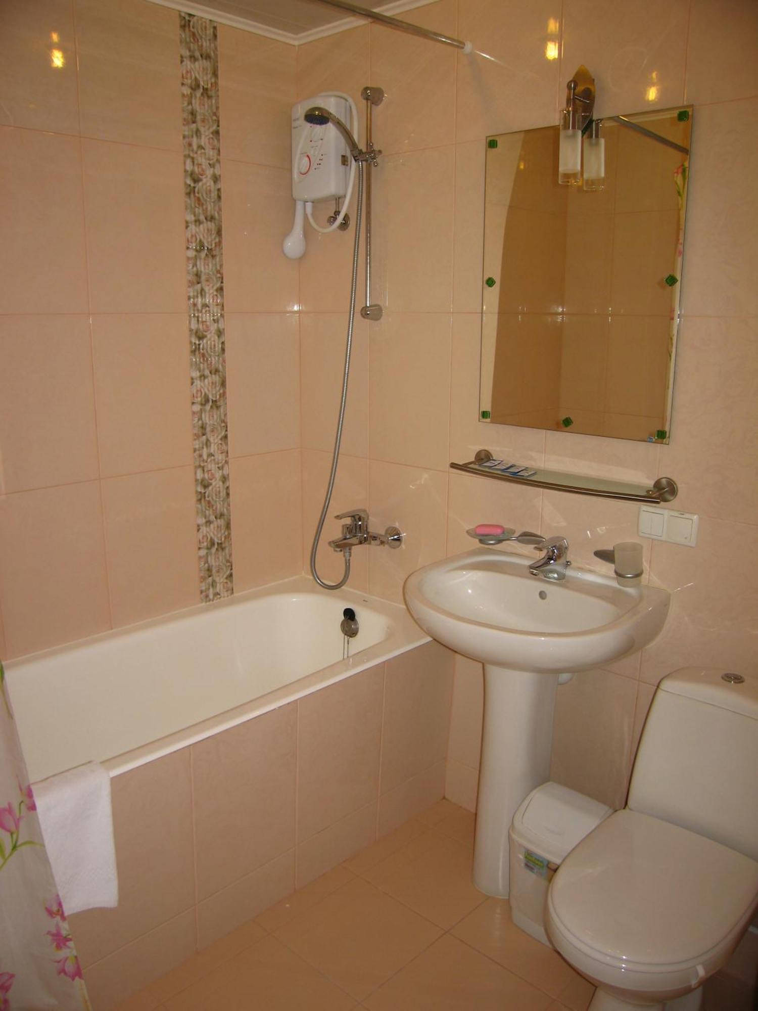 Hotel Service Predslava On Antonovicha Street Kiev Ngoại thất bức ảnh