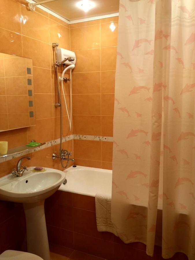 Hotel Service Predslava On Antonovicha Street Kiev Ngoại thất bức ảnh